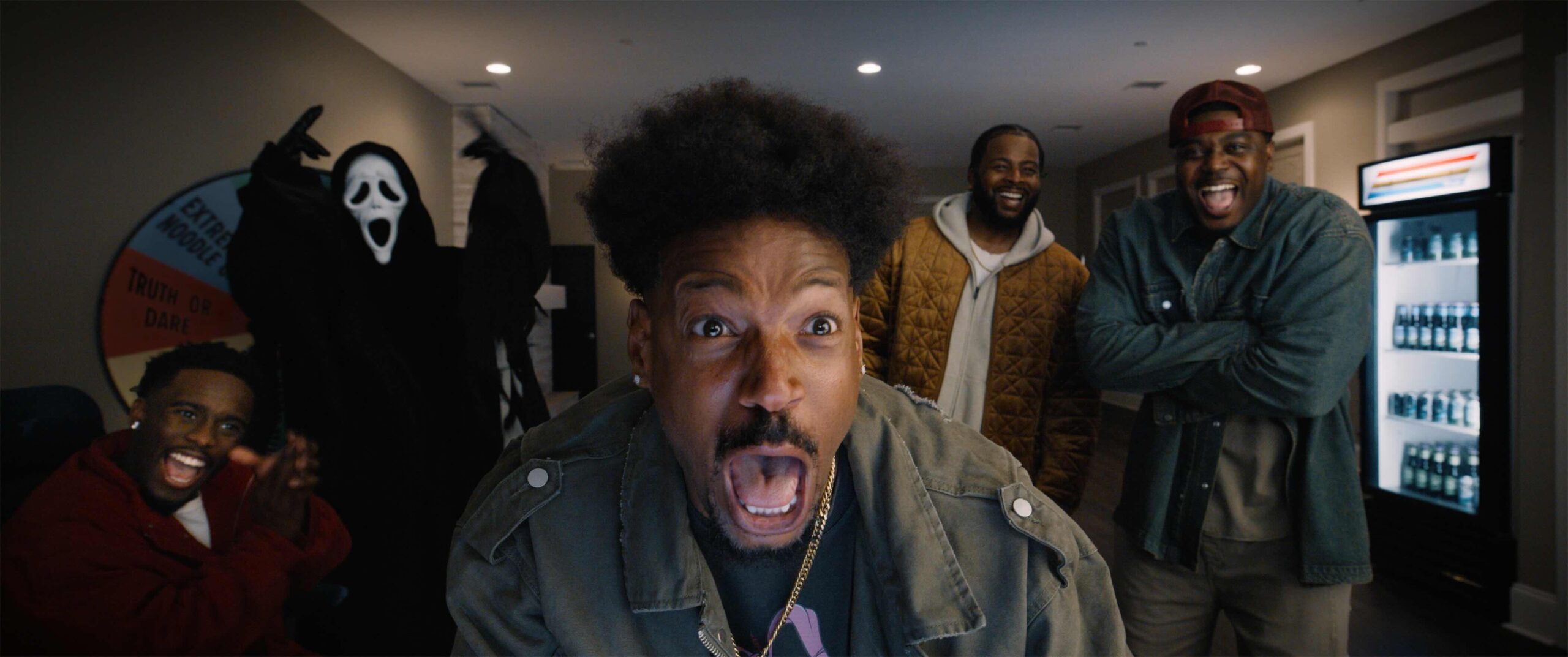 SCARY MOVIE